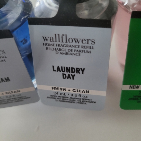 Bath & Body Works Wallflowers Fragrance Refills Set of 4 NEW - Picture 4 of 6